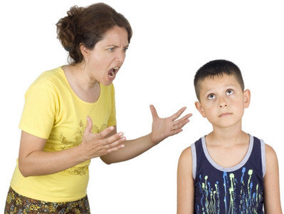 Мама кричит не ребенка