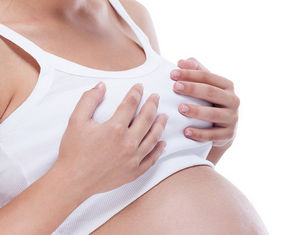 Болит грудь у беременной