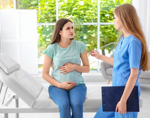 беременная с врачом переживает