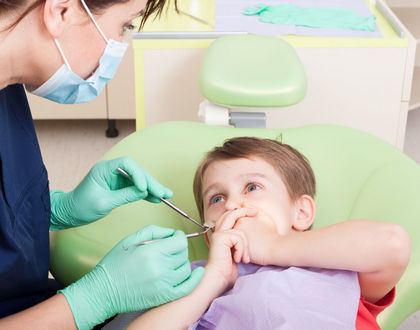 ребенок у стоматолога не открывает рот